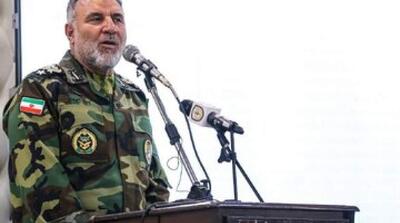 فرمانده ارتش خط و نشان کشید - مردم سالاری آنلاین