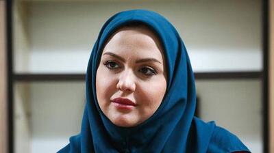 کشف حجاب مجری معروف صدا و سیما بعد از مهاجرت+فیلم