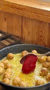 خورش آلو با گوشت قلقلی + فیلم