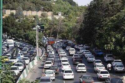 ترافیک سنگین در معابر تهران