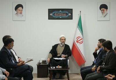 پیگیری سخنرانی‌ و پیام‌های رهبر انقلاب توسط دانشجویان بسیجی - تسنیم