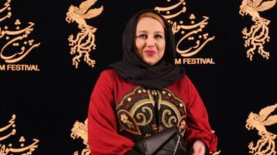 بهنوش بختیاری برنده جایزه زرشک طلا شد! مراسم مد و فشن بدون تخصص! - ویدائو مگ