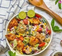 سالاد مرغ خوش طعم و رژیمی