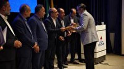 اهدای بیش از ۱۰۰ دستگاه بخاری کم مصرف به مشترکان خوش مصرف گاز