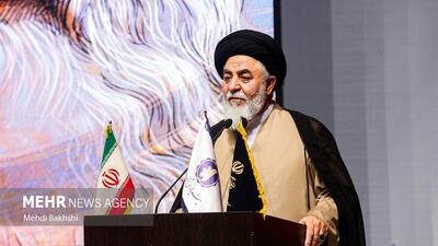 هنر استاد نجابتی در خدمت جبهه حق و آرمان‌های انقلاب اسلامی است