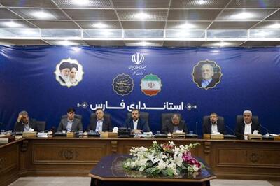 استاندار فارس: مبارزه با قاچاق یکی از راه‌های رشد اقتصاد است