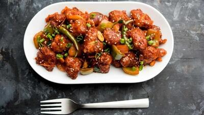 طرز تهیه مرغ چیلی؛ غذای رستورانی تند و خوشمزه با طعمی خاص