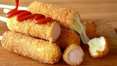 طرز تهیه کورن داگ؛ فست‌فود خوشمزه با بافتی ترد و طعمی خاص