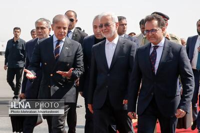 ورود نخست‌وزیر پاکستان به تهران