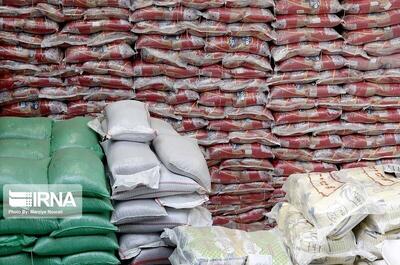 احتکار بیش از ۷۰۰ تُن برنج در جنوب تهران و دستگیری دلال ارزی