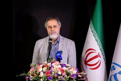 تقدیر از جهانگیر میرشکاری با اعطای نشان درجه یک هنری