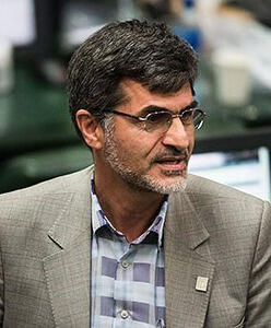 نطق شجاعانه مهدی کوچک‌زاده در صحن مجلس: دیوان محاسبات بعد از سفر لاکچری یکی از وزرا به کیش، انحراف ۲۰۰۰ میلیاردی‌شان را مطرح نموده؛ این نه با مشی و مرام مولا علی سازگار است و نه با وفاق!