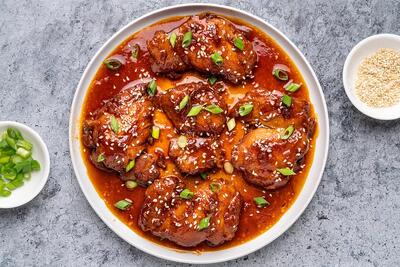 طرز تهیه مرغ عسلی با سیر در زودپز: یک غذای سریع و خوشمزه | رصد ۱۰۰