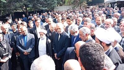 برگزاری مراسم تشییع پیکر رئیس مجمع خیران مدرسه‌ساز - شهروند آنلاین