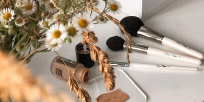 پوشاندن جای زخم با لوازم آرایشی را دقیق و درست یاد بگیرید - چی بپوشم