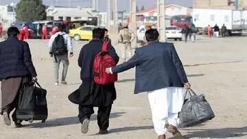 خروج اجباری تعدادی از مهاجران افغان از کشور