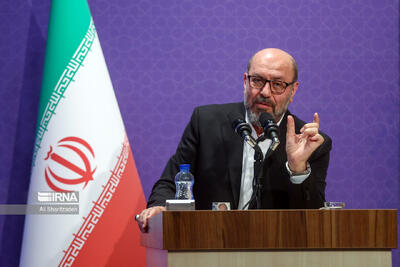 رئیس بنیاد مستضعفان بر حذف مدارس سنگی و ناایمن تاکید کرد