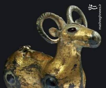 جعبه‌ای به شکل پیکره بز کوهی از دوره ساسانی+ عکس