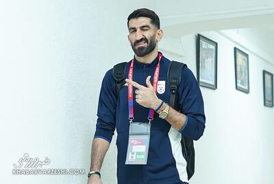 جایزه حجازی به گلر پرسپولیس رسید - پارس فوتبال