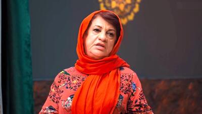 تولدبازی ناهید مسلمی در کنار دخترش در کافه ای شیک