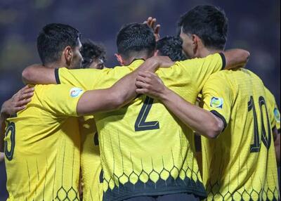 طوفان در سپاهان، خروج خارجی ها / به اصفهان بیایید و پولدار شوید
