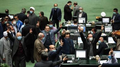 محمد مهاجری : آقای قالیباف! خوشحالید رئیس چنین مجلسی هستید؟ | روزنو