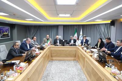 میزبانی بورس کالا از اعضای کمیسیون اقتصادی مجلس با حضور رئیس سازمان بورس