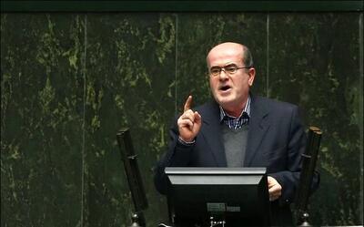 مطالبات چای‌کاران را سریع پرداخت کنید