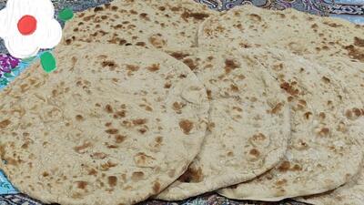 از شما/نان تازه پخت خانگی..خودم پز 😋 نوش نگاه پر مهرتون 🌿🩷🌿