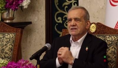 رئیس‌جمهور: مسلمان نباید گول دیگران را بخورد و دعوا بین مسلمانان راه بیفتد