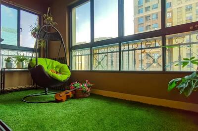 مزایا و معایب چمن مصنوعی برای بالکن و تراس