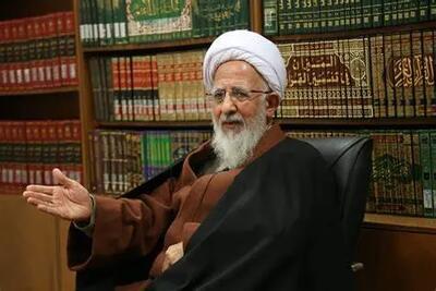 آیت‌الله جوادی آملی: مدیریت یعنی به جای قهر و حذف، به دنبال اصلاح و هدایت باشیم/ باید خطاکاران را اصلاح و شایستگان را تشویق کرد
