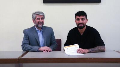 دانشگر چطور با سپاهان تمدید کرد؟ (ویدیو)