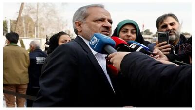 دوباره ضرب‌ و شتم یک مدیر در مدرسه؛ وزیر واکنش نشان داد