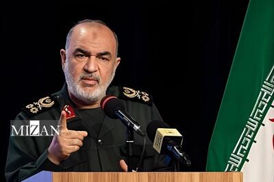سردار سلامی: اگر صهیونیست‌ها غلطی کنند بی‎درنگ پاسخ‌هایی دریافت خواهند کرد که تمام گذشته خود را فراموش کنند