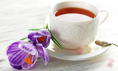 طرز تهیه دمنوش زعفران و گلاب+ بهترین زمان مصرف