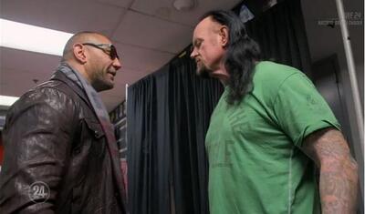 اخبار WWE | باتیستا: احترام آندرتیکر برایم از هر افتخاری ارزشمندتر بود - پارس فوتبال