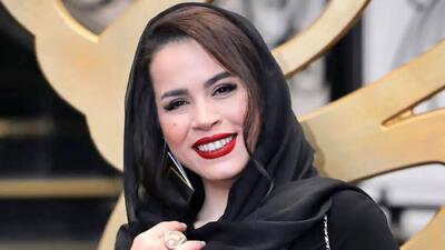 تصاویر نوستالژیک و زیبا از ملیکا شریفی نیا در آغوش مادرشان + عکس