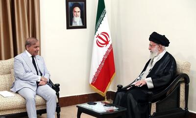 تنها چیزی که می‌تواند امنیت امت اسلامی را تامین کند، اتحاد میان کشورهای اسلامی است/ مسئله فلسطین، مسئله اول دنیای اسلام است
