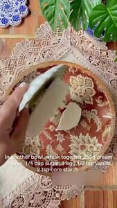 چیز کیک توت فرنگی با کرم پنیری خوشمزه