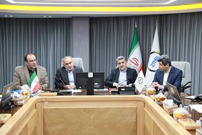 گزارش تصویری از بازید رییس سازمان بورس و اعضای کمیسیون اقتصادی مجلس از بورس کالا