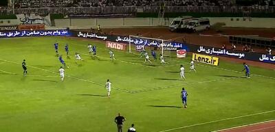 گل اول استقلال به ملوان در دقیقه 120 به ثمر رسید