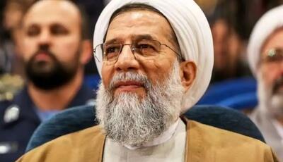 رئیس سازمان عقیدتی سیاسی ارتش: قدرت‌های بزرگ دنیا منتظر یک لبخند سیاسی ایران هستند