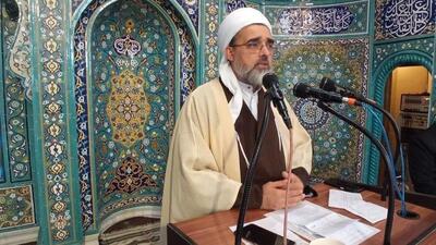 نماز جمعه اهل سنت کرمانشاه به امامت ماموستا مرادی اقامه می‌شود