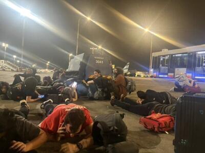 سخنگوی نظامی انصارالله: در یک عملیات نطامی، فرودگاه بن‌گوریون را با موشک بالستیک هدف قرار دادیم؛ این موضوع منجر به توقف ناوبری شد