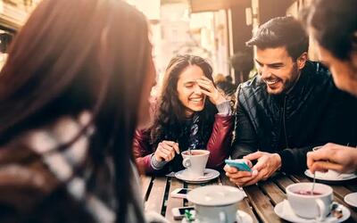 فوت و فن زندگی مشترک؛ نظر دوستان درباره همسرمان را جدی بگیریم یا نه؟