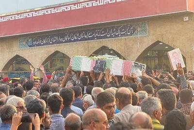 پیکر شهید باقری در زادگاه خود به خاک سپره شد