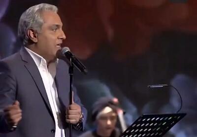 آواز هنرمندانه؛ مهران مدیری همه خلق جهان را میخونه نوازندش جای گوشواره لوستر به گوششه