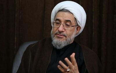 عضو خبرگان رهبری: وقت زیادی نداریم، حوزه‌های علمیه باید در فضای مجازی وارد شوند/ جنگ ما با دشمن‌ است نه با مردم
