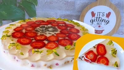 طرز تهیه روکر توت فرنگی با بیسکویت و گردو